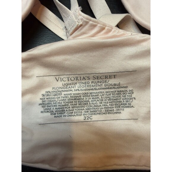 Victoria’s Secret Lightly Lined Plunge Bra 32C Pink Wireless - Picture 6 of 8